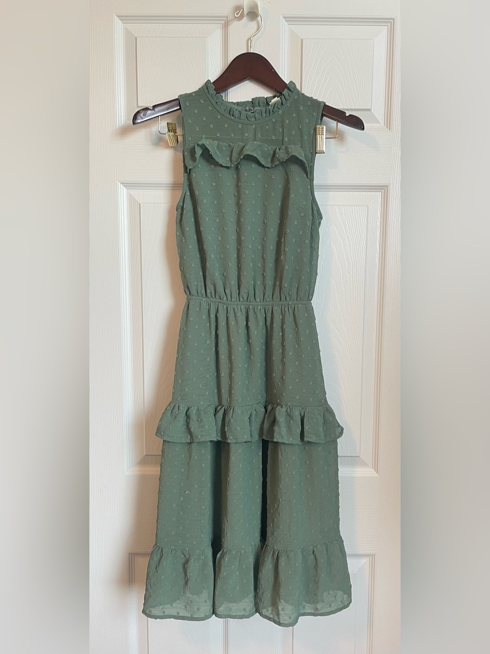 Women’s Monteau Sage Green Swiss Dot Ruffle Tiered Dress